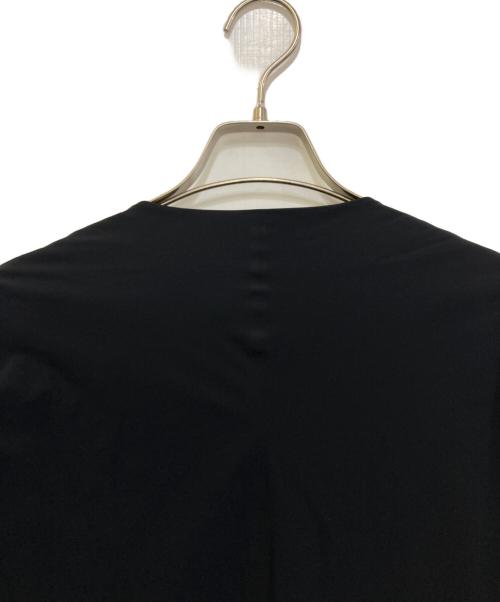 DESCENTE（デサント）DESCENTE (デサント) PERFORATED INSULATION SHIRT　DAMLGC22 ブラック サイズ:Lの古着・服飾アイテム