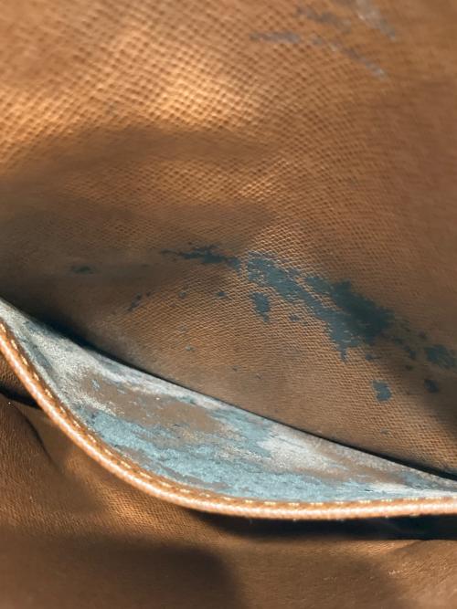 LOUIS VUITTON（ルイ ヴィトン）LOUIS VUITTON (ルイ ヴィトン) ダヌーブ ショルダーバッグ M45266 ブラウンの古着・服飾アイテム