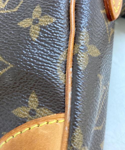 LOUIS VUITTON（ルイ ヴィトン）LOUIS VUITTON (ルイ ヴィトン) ダヌーブ ショルダーバッグ M45266 ブラウンの古着・服飾アイテム