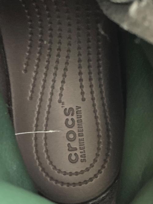 crocs（クロックス）crocs (クロックス) Salehe Bembury (サリーベンバリー) Cypress Duck Boot　210506 パープル×グリーン サイズ:ｍ９/ｗ１１の古着・服飾アイテム