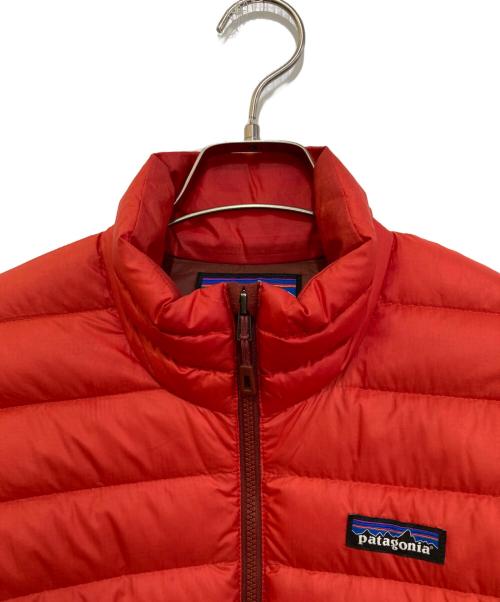 Patagonia（パタゴニア）Patagonia (パタゴニア) Down Sweater　84674 レッド サイズ:XSの古着・服飾アイテム