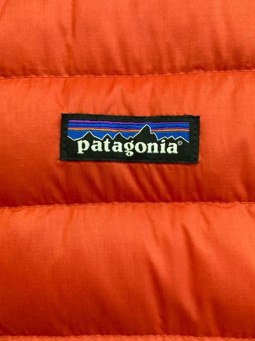 Patagonia（パタゴニア）Patagonia (パタゴニア) Down Sweater　84674 レッド サイズ:XSの古着・服飾アイテム