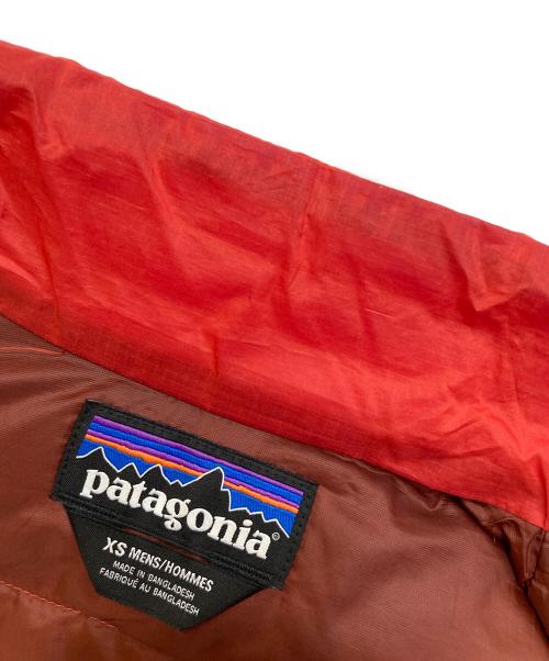 Patagonia（パタゴニア）Patagonia (パタゴニア) Down Sweater　84674 レッド サイズ:XSの古着・服飾アイテム