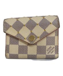 LOUIS VUITTON（ルイ ヴィトン）の古着「ポルトフォイユ・ゾエ ダミエ アズール　N60251」｜アイボリー