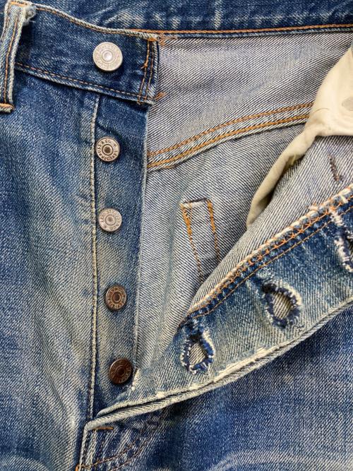 LEVI'S（リーバイス）LEVI'S (リーバイス) 501 デニムパンツ ブルー サイズ:不明(実寸をご参考下さい)の古着・服飾アイテム