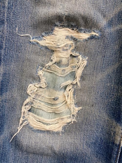 LEVI'S（リーバイス）LEVI'S (リーバイス) 501 デニムパンツ ブルー サイズ:不明(実寸をご参考下さい)の古着・服飾アイテム