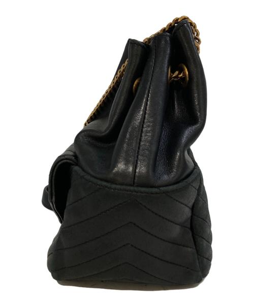 Saint Laurent Paris（サンローランパリ）Saint Laurent Paris (サンローランパリ) ジョー マテラッセ シェブロン レザー ミニ バケットバッグ　GUE701631 ブラックの古着・服飾アイテム