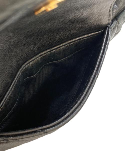 Saint Laurent Paris（サンローランパリ）Saint Laurent Paris (サンローランパリ) ジョー マテラッセ シェブロン レザー ミニ バケットバッグ　GUE701631 ブラックの古着・服飾アイテム