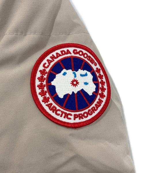 CANADA GOOSE（カナダグース）CANADA GOOSE (カナダグース) MACKENZIE PARKA　2302JL ベージュ サイズ:Sの古着・服飾アイテム