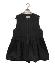 M-PREMIER COUTURE（エムプルミエクチュール）の古着「ダイヤジャガードペプラムダウンベスト　F141-003」｜ブラック