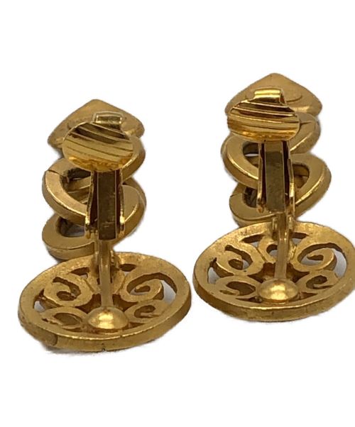 CHANEL（シャネル）CHANEL (シャネル) ハートダングルイヤリングクリップオンゴールド ゴールドの古着・服飾アイテム