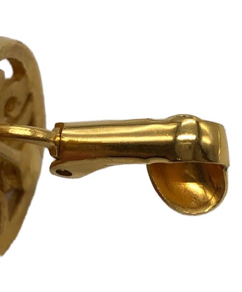 CHANEL（シャネル）CHANEL (シャネル) ハートダングルイヤリングクリップオンゴールド ゴールドの古着・服飾アイテム