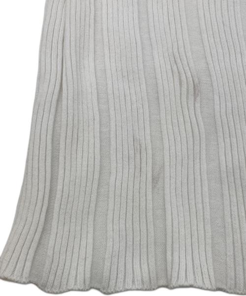 CHANEL（シャネル）CHANEL (シャネル) ココマークボタン半袖リブニット ホワイト サイズ:38の古着・服飾アイテム