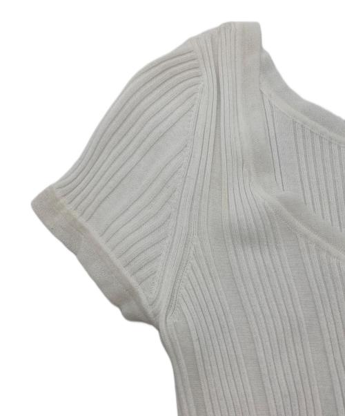 CHANEL（シャネル）CHANEL (シャネル) ココマークボタン半袖リブニット ホワイト サイズ:38の古着・服飾アイテム