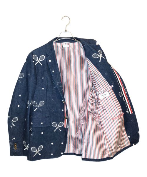 Thom Browne（トムブラウン）Thom Browne (トムブラウン) 刺繍デニムテーラードジャケット インディゴ サイズ:SIZE 3の古着・服飾アイテム