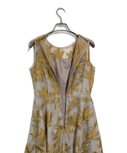 Diagram GRACE CONTINENTAL（ダイアグラム グレースコンチネンタル）Diagram GRACE CONTINENTAL (ダイアグラム グレースコンチネンタル) フェザーチュールノースリーブワンピース イエロー サイズ:SIZE 34の古着・服飾アイテム