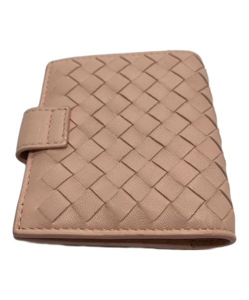 BOTTEGA VENETA（ボッテガベネタ）BOTTEGA VENETA (ボッテガベネタ) イントレチャート2つ折り財布 ピンクの古着・服飾アイテム