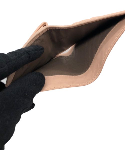 BOTTEGA VENETA（ボッテガベネタ）BOTTEGA VENETA (ボッテガベネタ) イントレチャート2つ折り財布 ピンクの古着・服飾アイテム