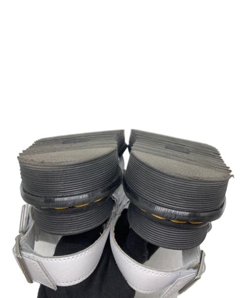 Dr.Martens（ドクターマーチン）Dr.Martens (ドクターマーチン) VOSS STUD ホワイト サイズ:SIZE UK4の古着・服飾アイテム