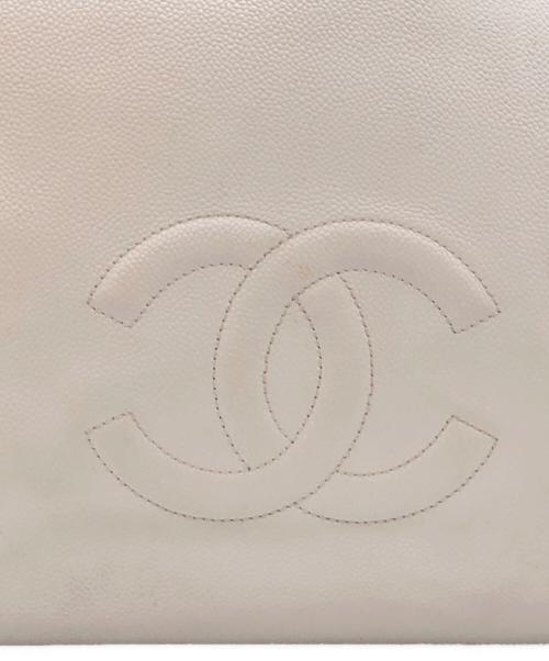 CHANEL（シャネル）CHANEL (シャネル) デカココマークショルダーバッグ ホワイトの古着・服飾アイテム