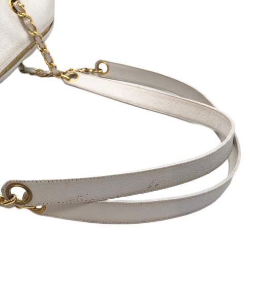 CHANEL（シャネル）CHANEL (シャネル) デカココマークショルダーバッグ ホワイトの古着・服飾アイテム