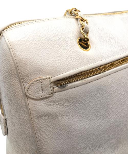 CHANEL（シャネル）CHANEL (シャネル) デカココマークショルダーバッグ ホワイトの古着・服飾アイテム