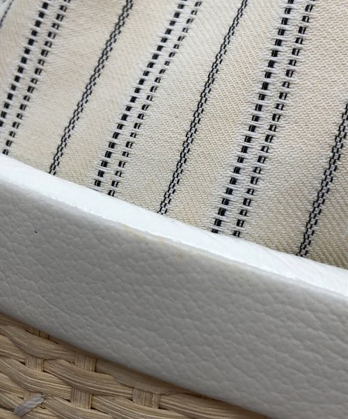 Maison Margiela（メゾンマルジェラ）Maison Margiela (メゾンマルジェラ) ファイヤ バケットバッグ ショルダーバッグ ベージュの古着・服飾アイテム