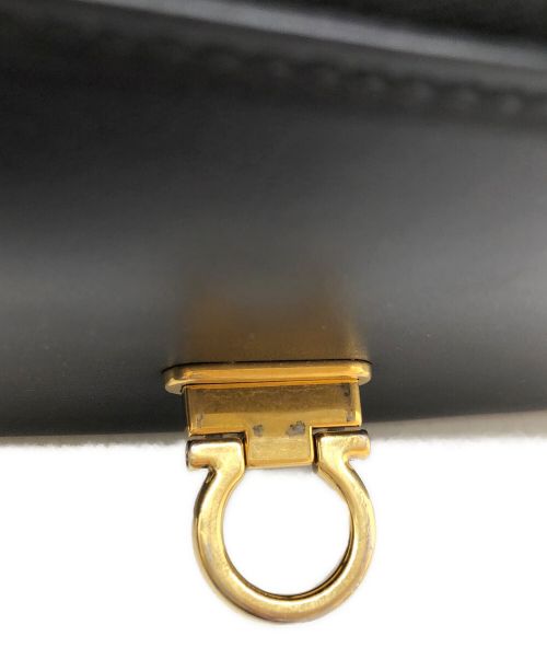 Salvatore Ferragamo（サルヴァトーレ フェラガモ）Salvatore Ferragamo (サルヴァトーレ フェラガモ) ガンチーニショルダーバッグ ブラックの古着・服飾アイテム