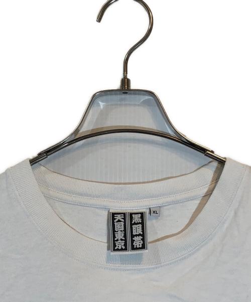 THE BLACK EYE PATCH（ブラックアイパッチ）THE BLACK EYE PATCH (ブラックアイパッチ) WACKO MARIA (ワコマリア) 黒眼帯天国東京Tシャツ ホワイト サイズ:SIZE XLの古着・服飾アイテム