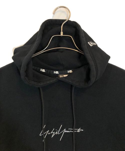 Yohji Yamamoto pour homme（ヨウジヤマモト プールオム）Yohji Yamamoto pour homme (ヨウジヤマモト プールオム) New Era (ニューエラ) プルオーバーパーカー ブラック サイズ:SIZE Lの古着・服飾アイテム