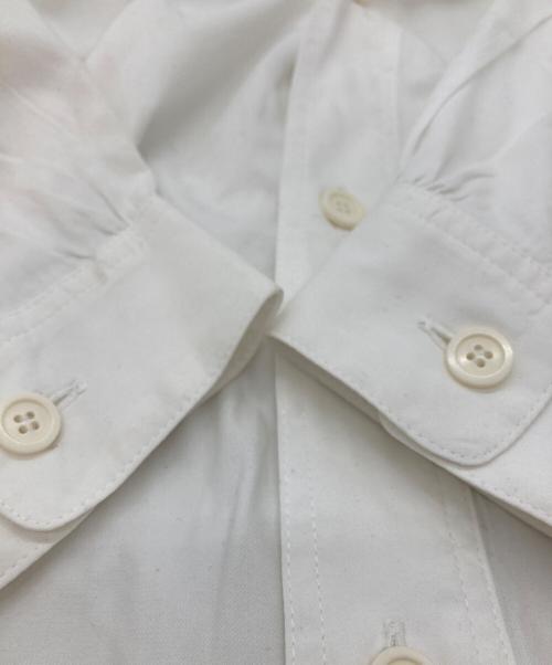 AUBERGE（オーベルジュ）AUBERGE (オーベルジュ) ギャザーシャツ ホワイト サイズ:44の古着・服飾アイテム