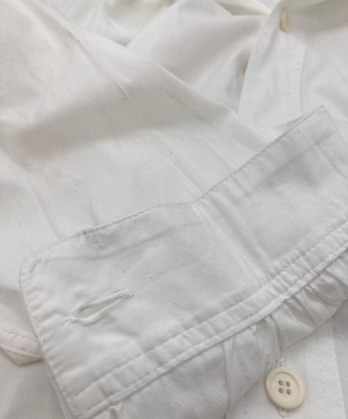 AUBERGE（オーベルジュ）AUBERGE (オーベルジュ) ギャザーシャツ ホワイト サイズ:44の古着・服飾アイテム