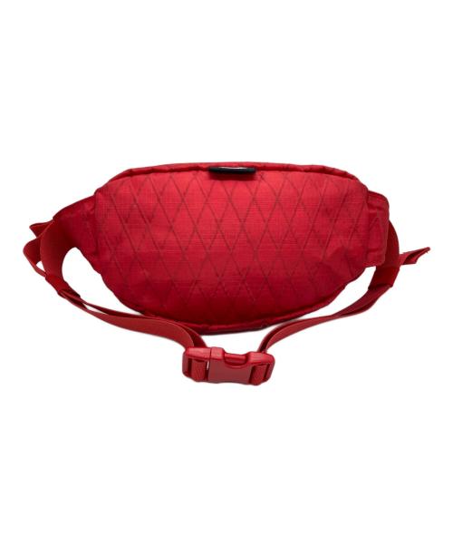 SUPREME（シュプリーム）Supreme (シュプリーム) ショルダーバッグ レッドの古着・服飾アイテム