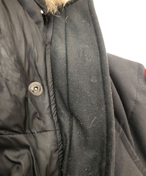 CANADA GOOSE（カナダグース）CANADA GOOSE (カナダグース) マッケンジー パーカ ヘリテージ ブラック サイズ:SIZE Mの古着・服飾アイテム