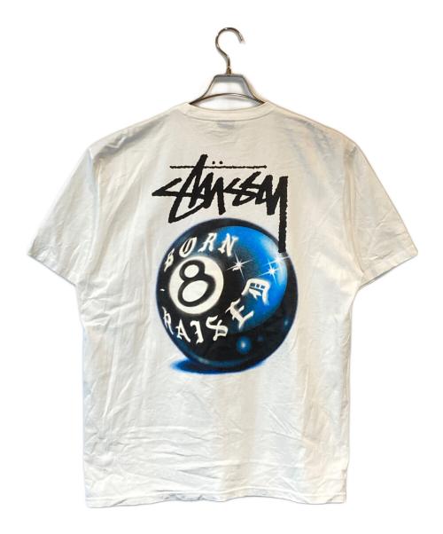 stussy（ステューシー）stussy (ステューシー) BORN X RAISED (ボーン レイズド) 8 BALL TEE ホワイト サイズ:XLの古着・服飾アイテム