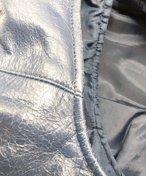 ROULETTE（ルーレット）ROULETTE (ルーレット) 中綿 バッファロー革ベスト ブルー サイズ:SIZE Lの古着・服飾アイテム