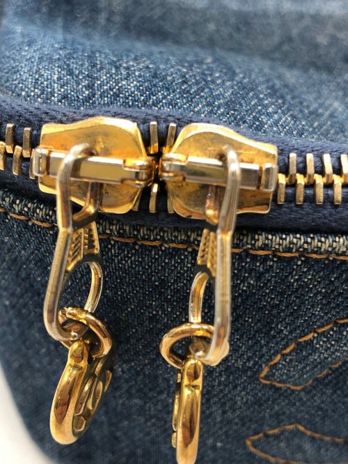 CHANEL（シャネル）CHANEL (シャネル) バニティバッグ ブルーの古着・服飾アイテム