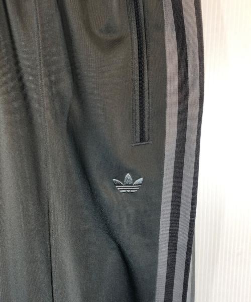 adidas（アディダス）adidas (アディダス) JOURNAL STANDARD (ジャーナルスタンダード) Exclusive BB TRACKPANT グレー サイズ:SIZE L 未使用品の古着・服飾アイテム