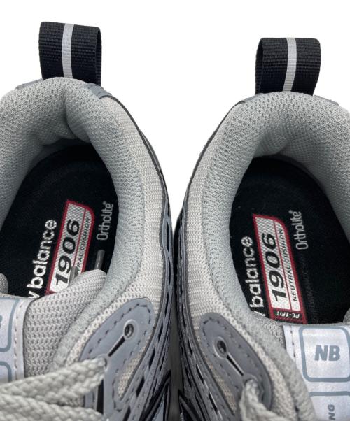 NEW BALANCE（ニューバランス）NEW BALANCE (ニューバランス) M1906RHA / ローカットスニーカー グレー サイズ:25.5の古着・服飾アイテム