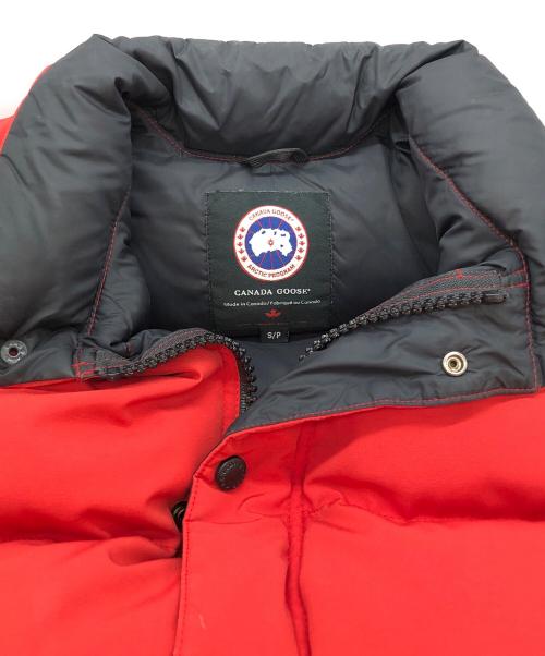 CANADA GOOSE（カナダグース）CANADA GOOSE (カナダグース) ダウンベスト レッド サイズ:Sの古着・服飾アイテム