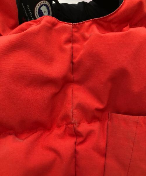 CANADA GOOSE（カナダグース）CANADA GOOSE (カナダグース) ダウンベスト レッド サイズ:Sの古着・服飾アイテム