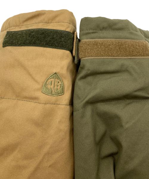 GRIP SWANY（グリップスワニー）GRIP SWANY (グリップスワニー) atmos (アトモス) FIREPROOF DOWN JACKET（ファイヤープルーフダウンジャケット） カーキ サイズ:XLの古着・服飾アイテム