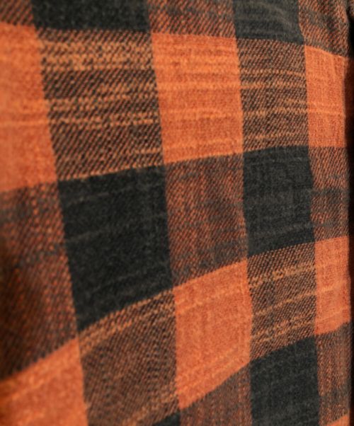 uniform experiment（ユニフォームエクスペリメント）uniform experiment (ユニフォームエクスペリメント) FADE SHIRT オレンジ サイズ:SIZE3の古着・服飾アイテム