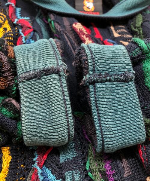 Coogi（クージー）Coogi (クージー) 3Dニット ネイビー サイズ:Sの古着・服飾アイテム