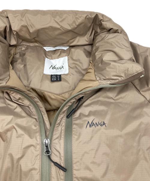 NANGA（ナンガ）NANGA (ナンガ) オーロラスタンドカラーダウンジャケット ブラウン サイズ:SIZE Mの古着・服飾アイテム
