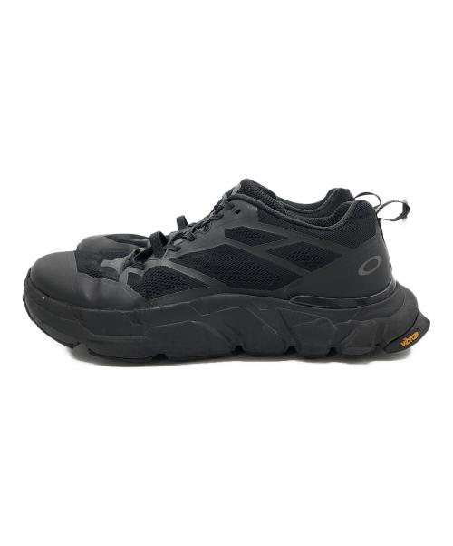 OAKLEY（オークリー）OAKLEY (オークリー) スニーカー ブラック サイズ:27の古着・服飾アイテム