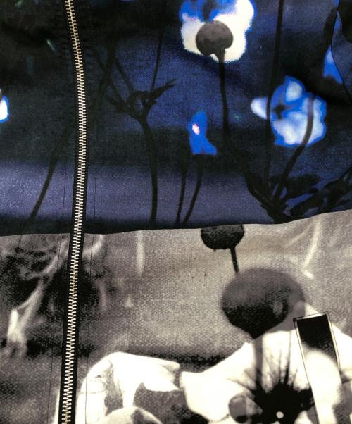 MCQ（マックキュー）MCQ (マックキュー) フラワープリントナイロンジャケット ブルー サイズ:SIZE IT 50の古着・服飾アイテム