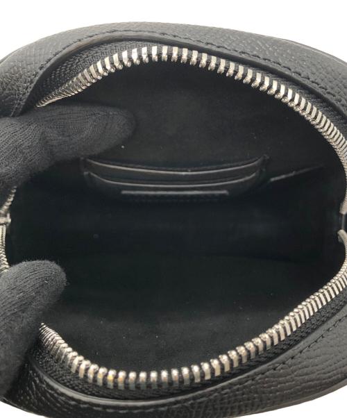 AMI Alexandre Mattiussi（アミアレクサンドルマテュッシ）AMI Alexandre Mattiussi (アミアレクサンドルマテュッシ) Paris Paris Vertical ショルダーバッグ ブラックの古着・服飾アイテム