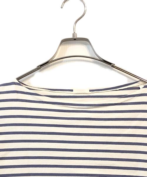 COMOLI（コモリ）COMOLI (コモリ) ボートネックボーダーカットソー ホワイト サイズ:3の古着・服飾アイテム