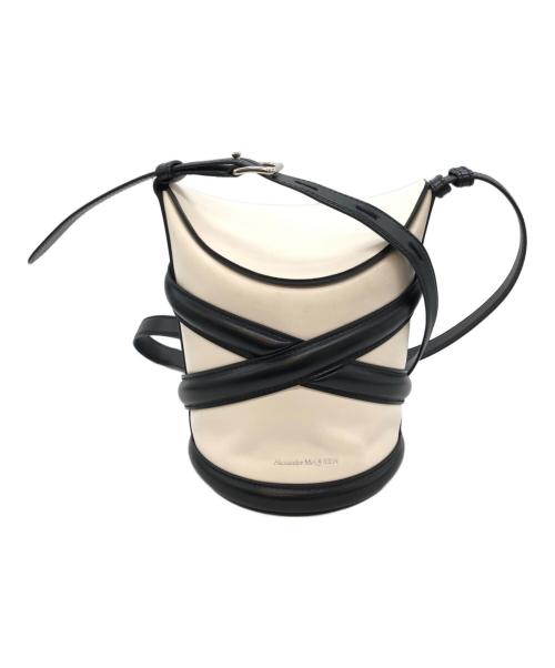 ALEXANDER McQUEEN（アレキサンダーマックイーン）ALEXANDER McQUEEN (アレキサンダーマックイーン) カーブクロスバケットバッグ ブラック×ホワイトの古着・服飾アイテム